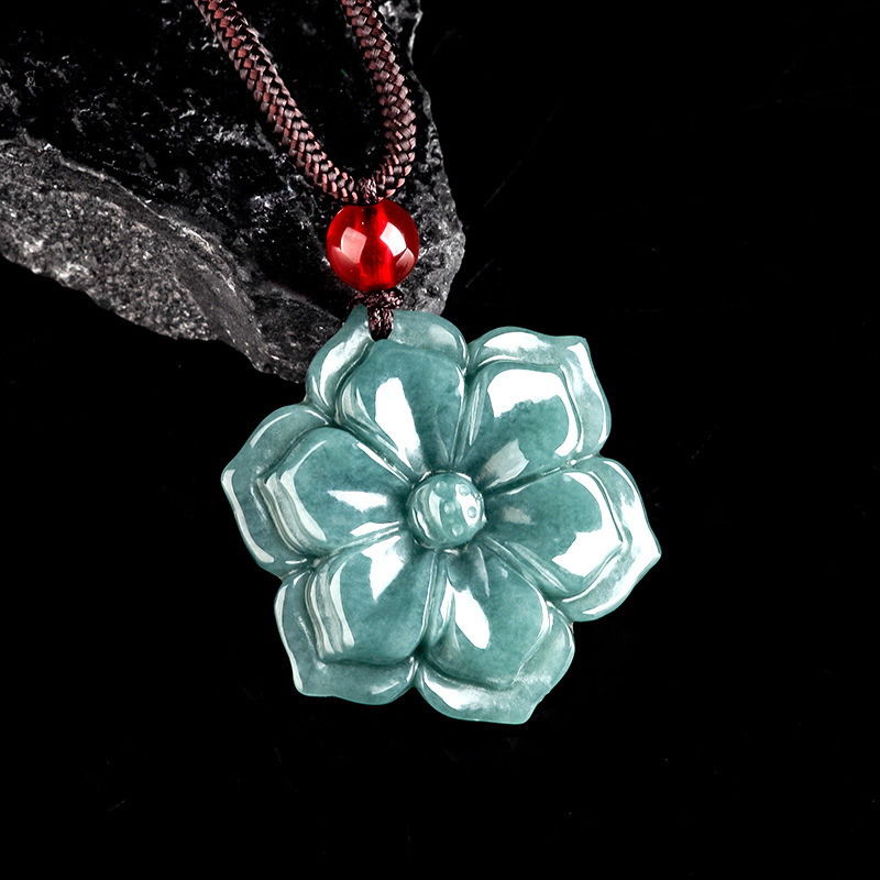 Vintage Fashion Luxury - Burmese Jadeite Flower Pendant Necklace Stone