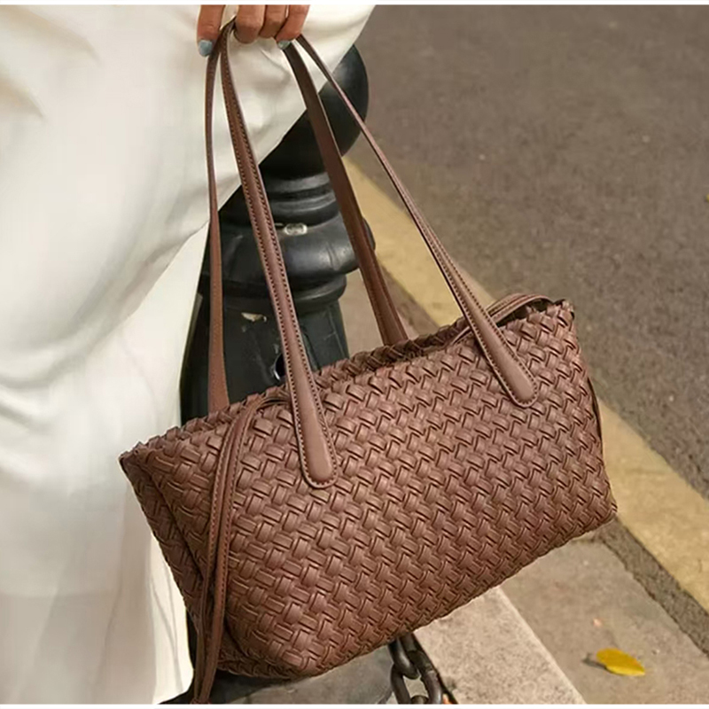 Hollow Woven Crossbody Shoulde - Vintage Fashion Market ulasan dan harga